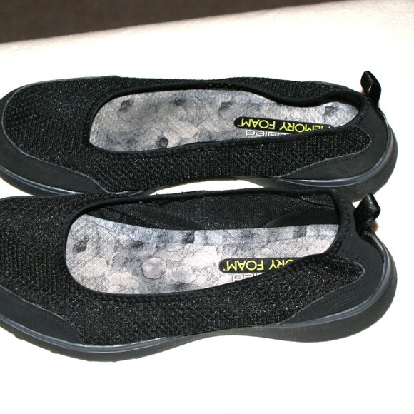 Skechers AIr-Cooled Memory Foam Comfy Size 9 So soft and comfortable - Picture 6 of 8